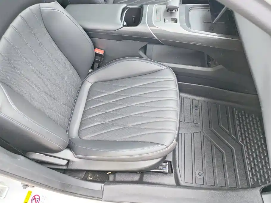 Changan Yida — миниатюра 8