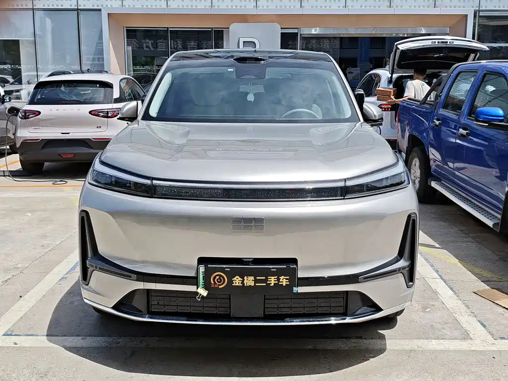 Geely Galaxy Galaxy M9 M9 2025 210km