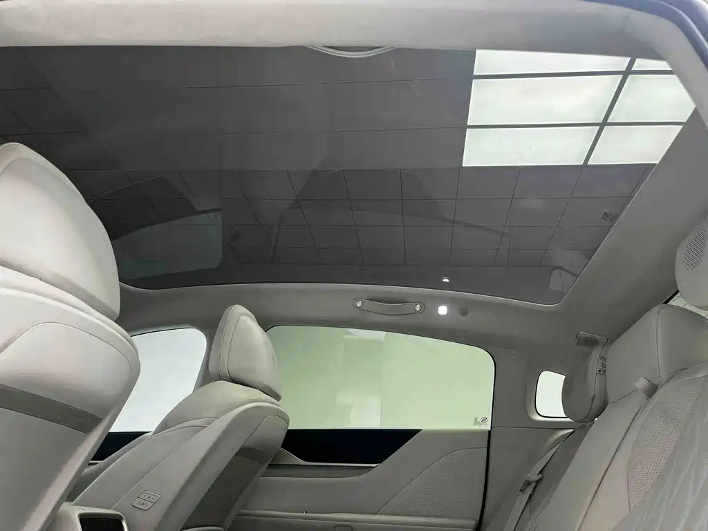 Buick Electra L7 — миниатюра 6
