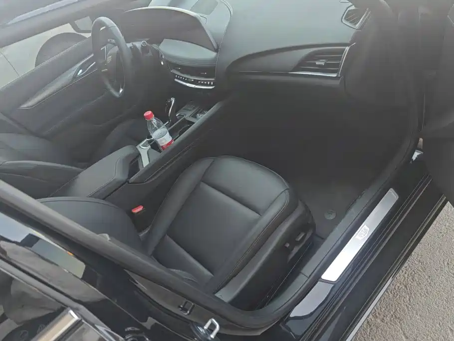 Cadillac CT5 — миниатюра 8