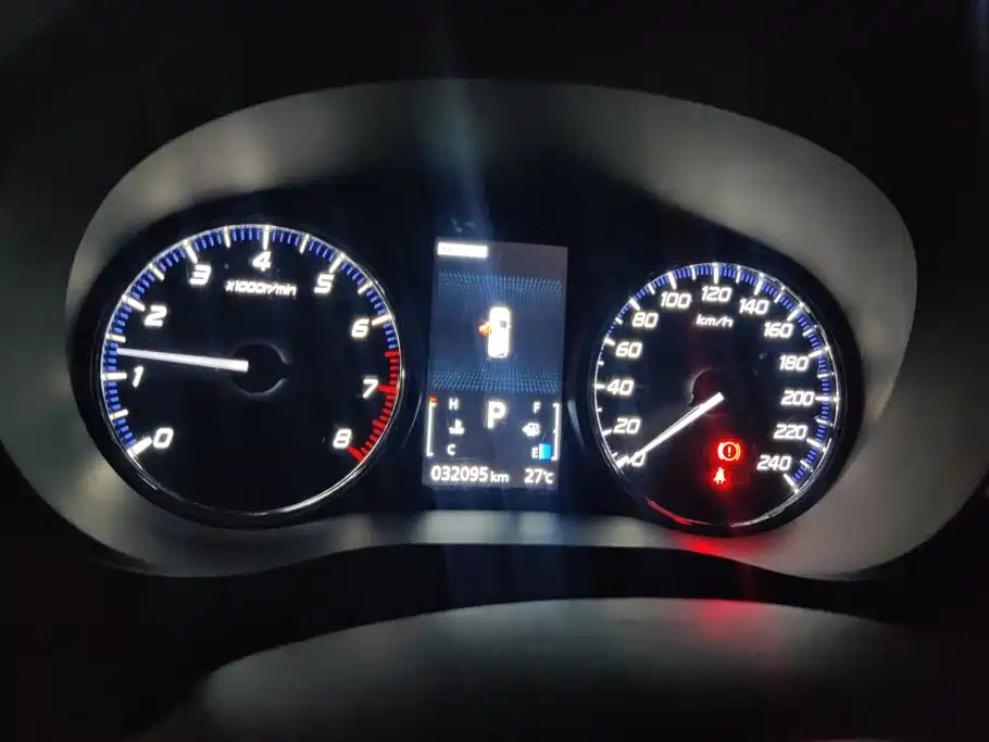 Mitsubishi Outlander — миниатюра 14