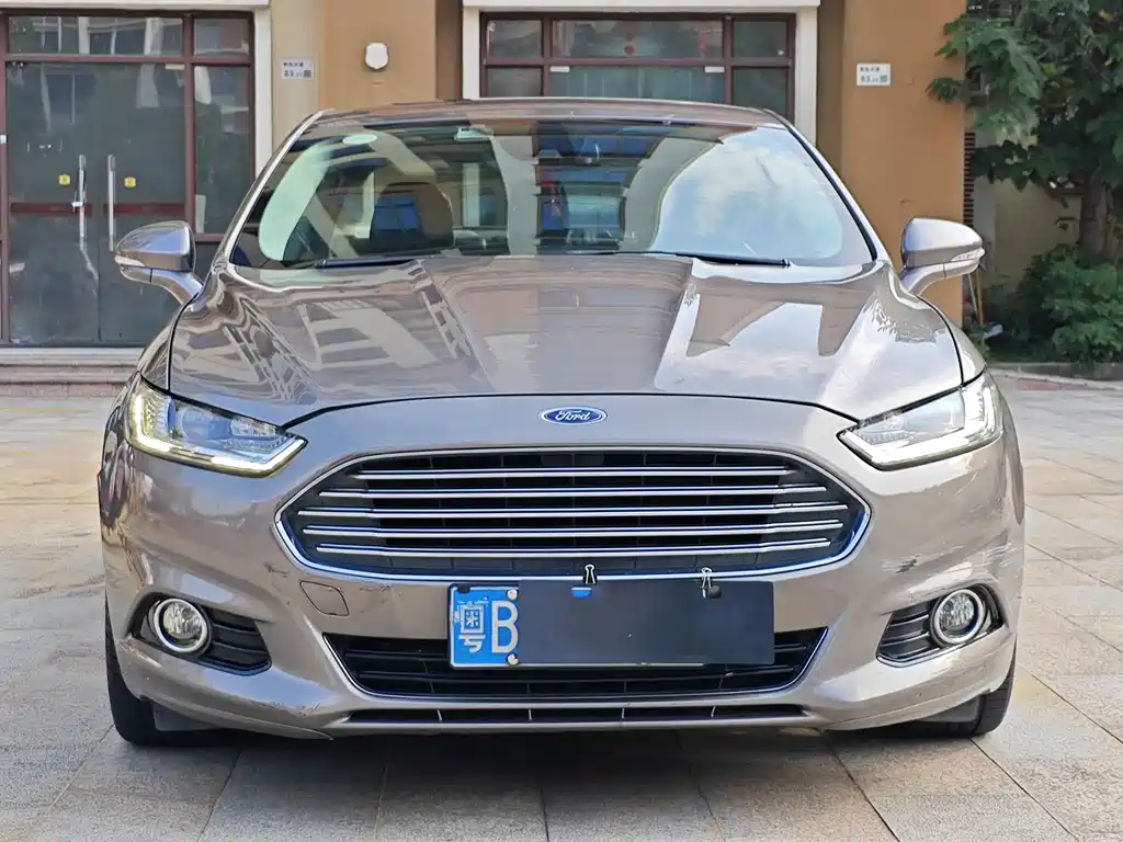 Ford Mondeo — миниатюра 2