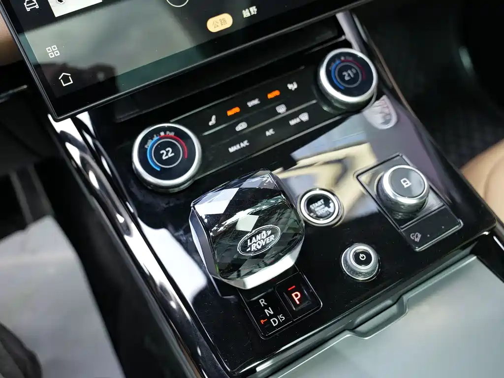 Land Rover Range Rover Sport 2023 400PS Dynamic SE