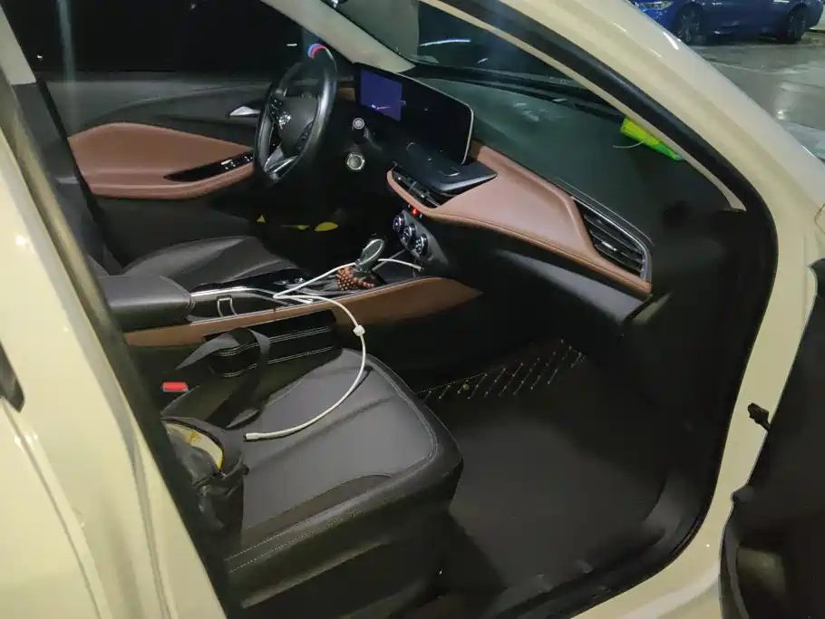 Buick Verano — миниатюра 8