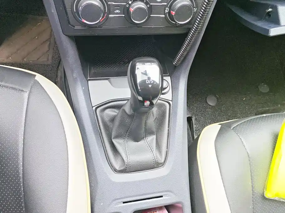 Volkswagen Tharu — миниатюра 16