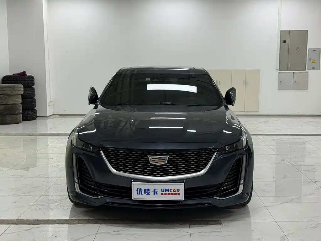 Cadillac CT5 — миниатюра 2