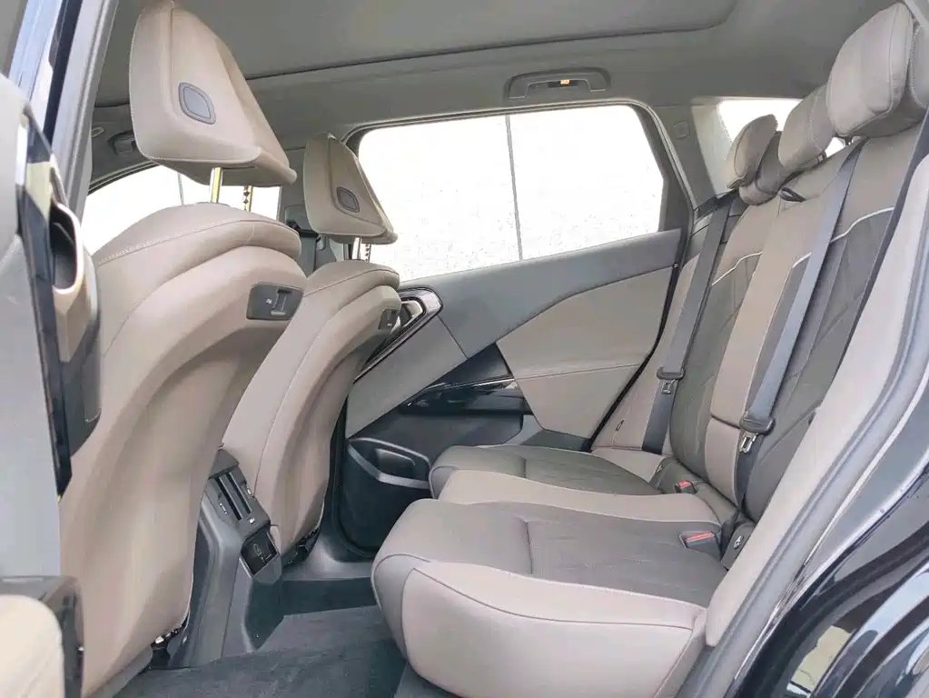 BMW X3 — миниатюра 7