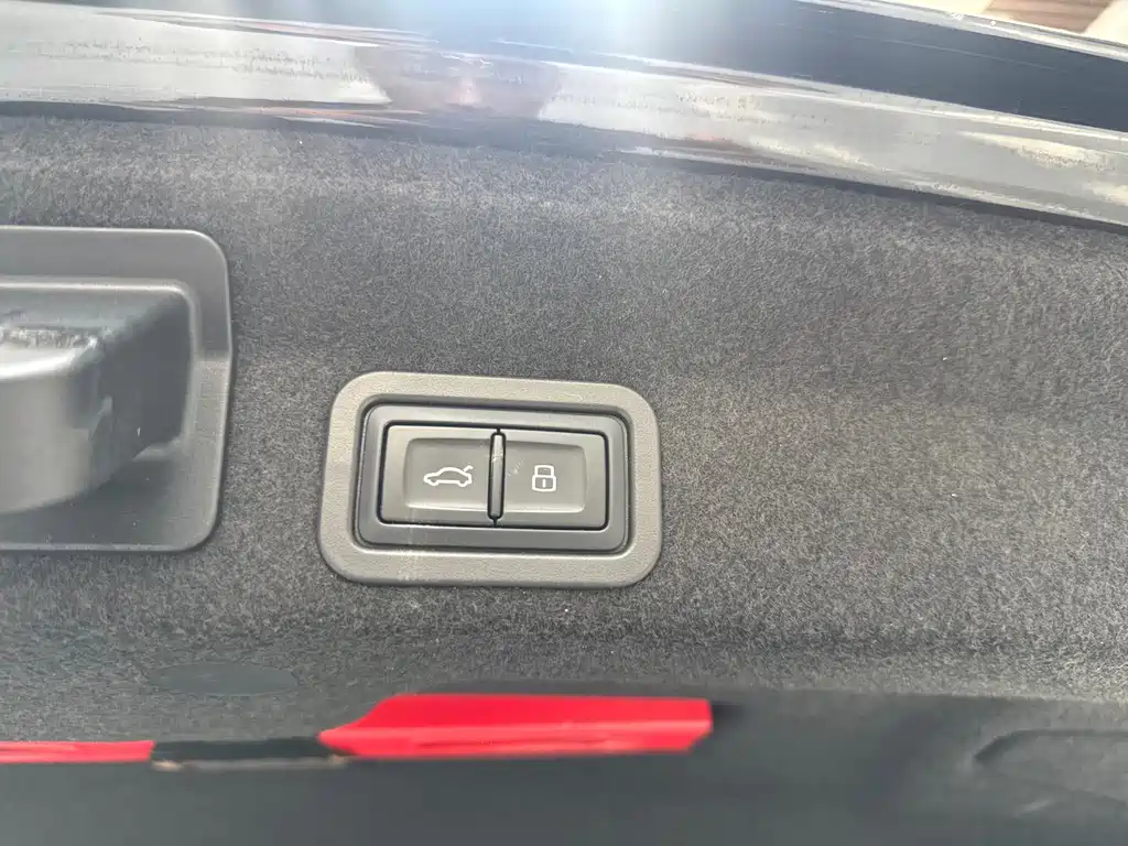 Audi A6L — миниатюра 25