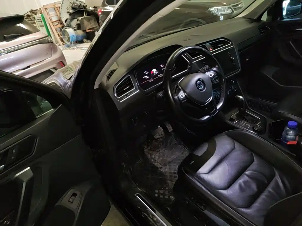 Volkswagen Tiguan — миниатюра 16