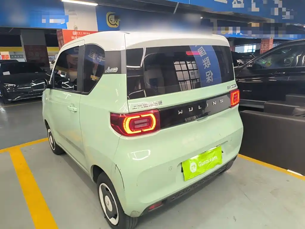 Wuling MINIEV — миниатюра 5