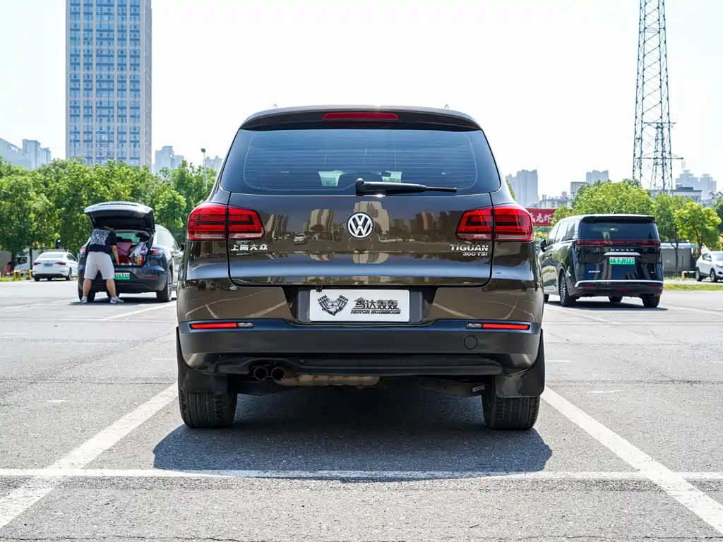 Volkswagen Tiguan — миниатюра 5