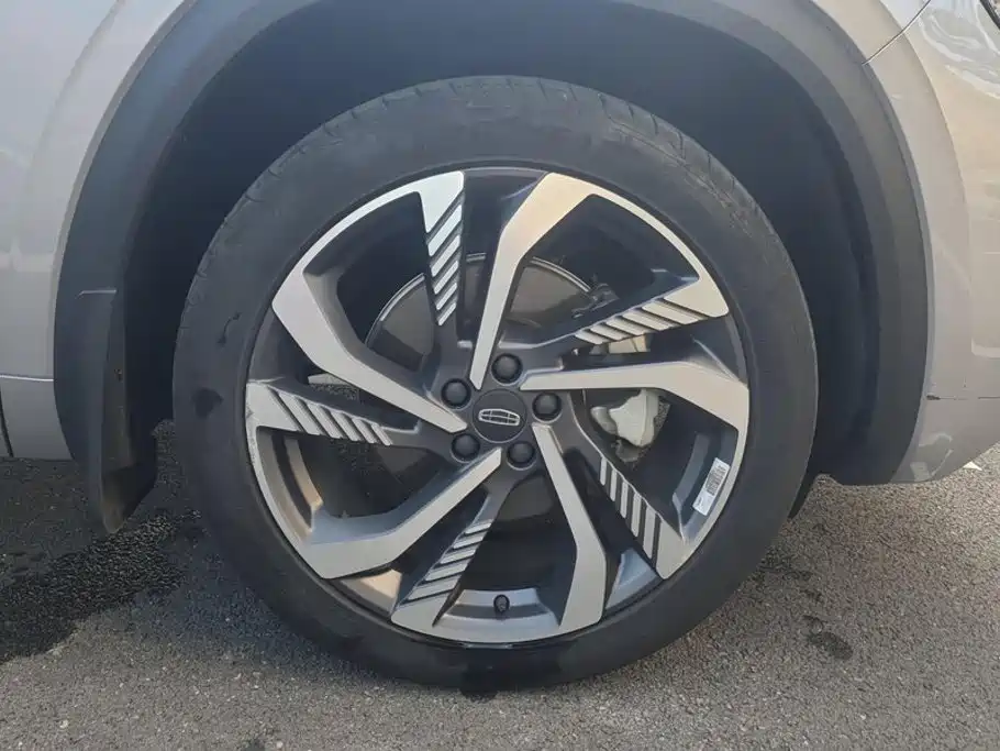 Geely Xingyue L — миниатюра 6