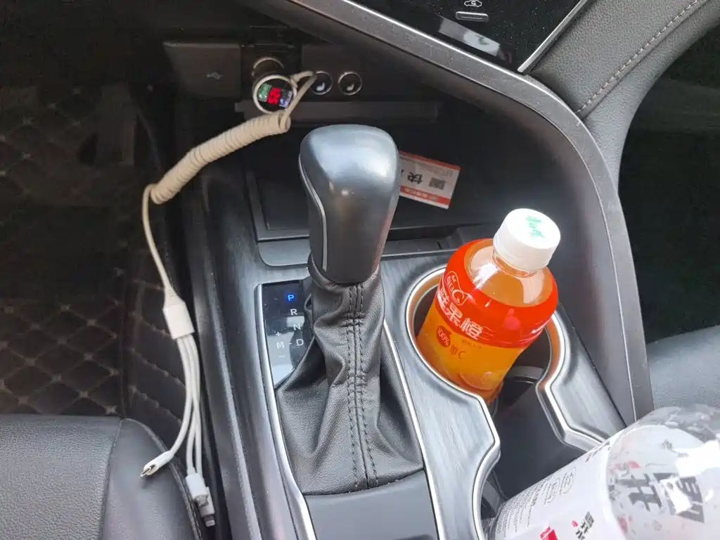 Toyota Camry — миниатюра 10