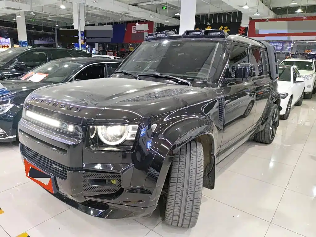 Land Rover Defender 2021