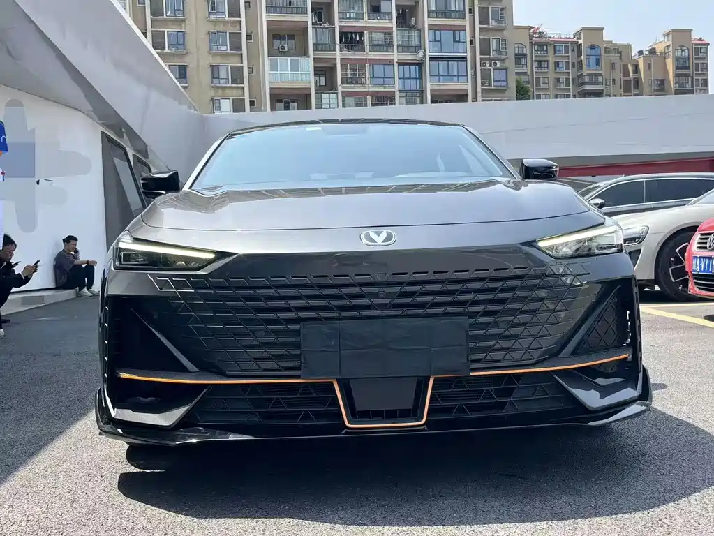 Changan UNI-V — миниатюра 2