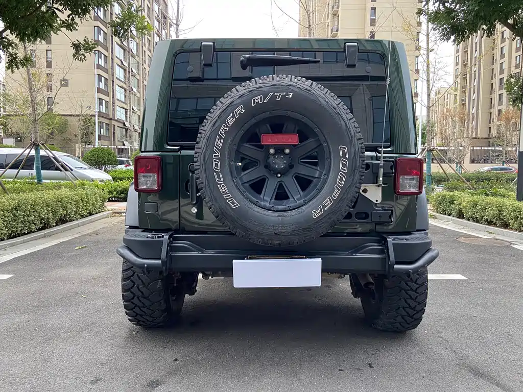 Jeep Wrangler — миниатюра 4