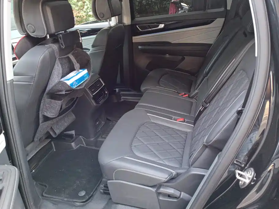 Volkswagen Teramont — миниатюра 10