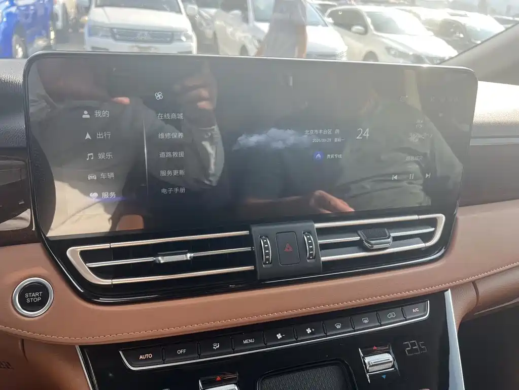 Hongqi Hongqi HQ9 — миниатюра 10