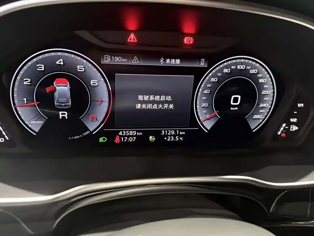 Audi Q3 — миниатюра 13