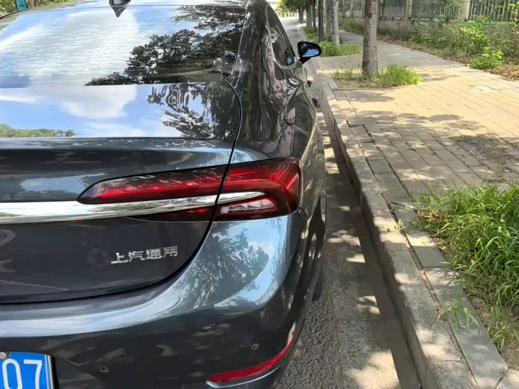 Buick LaCrosse — миниатюра 8