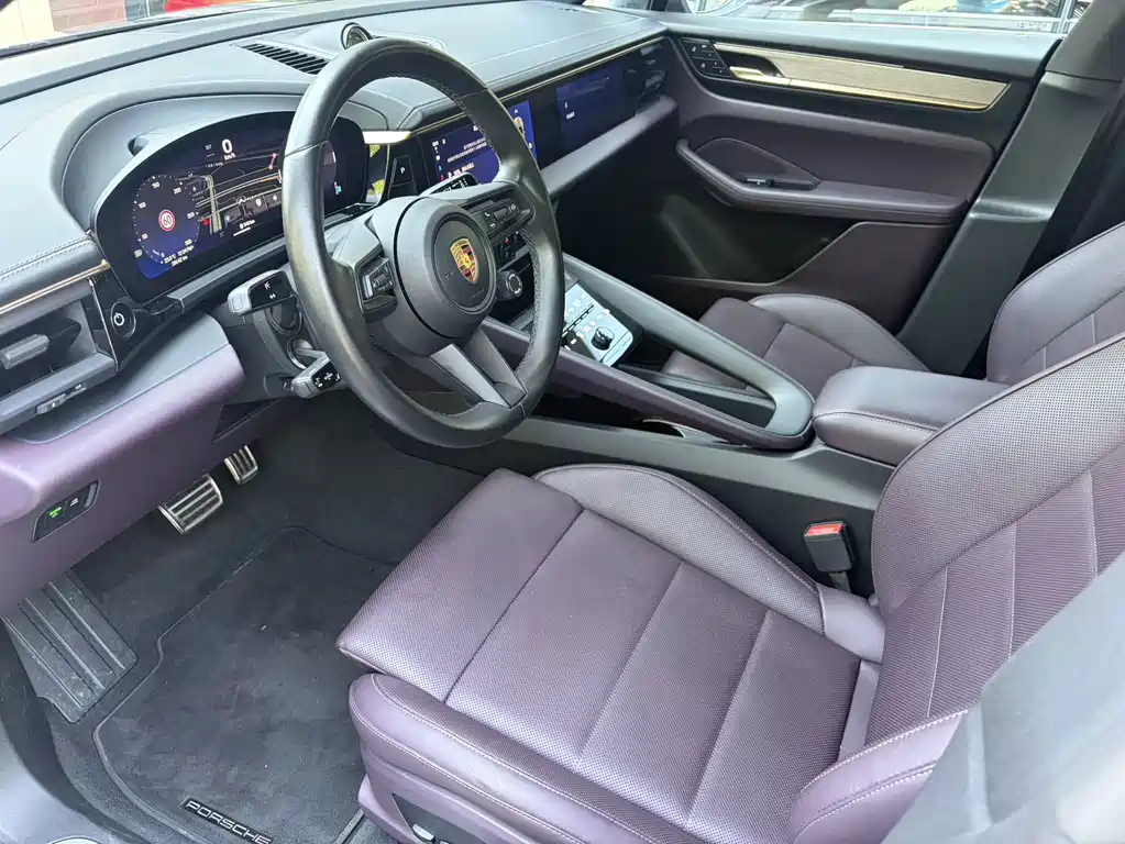 Porsche Macan EV — миниатюра 10