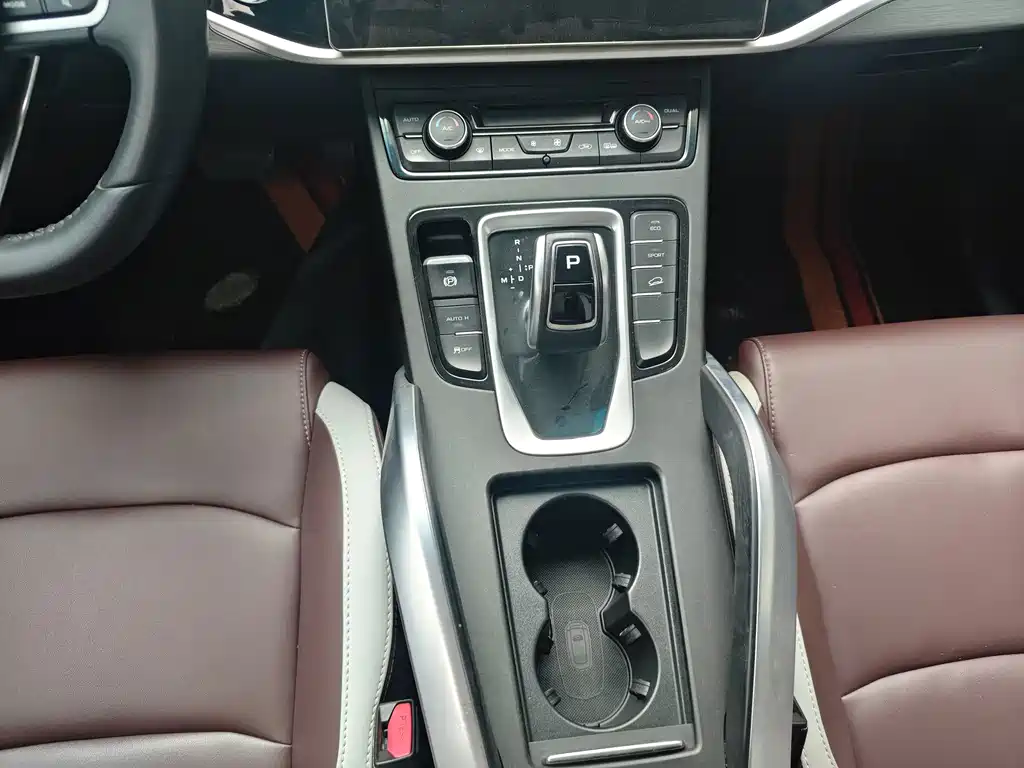 Geely Boyue — миниатюра 7
