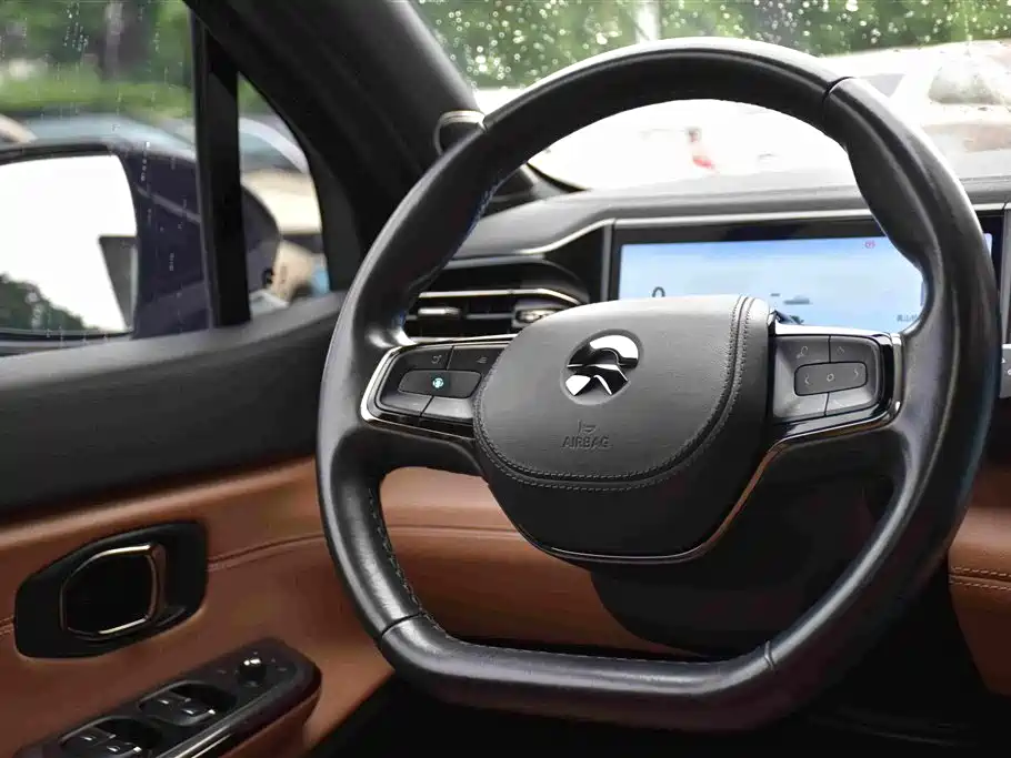NIO ES8 — миниатюра 14