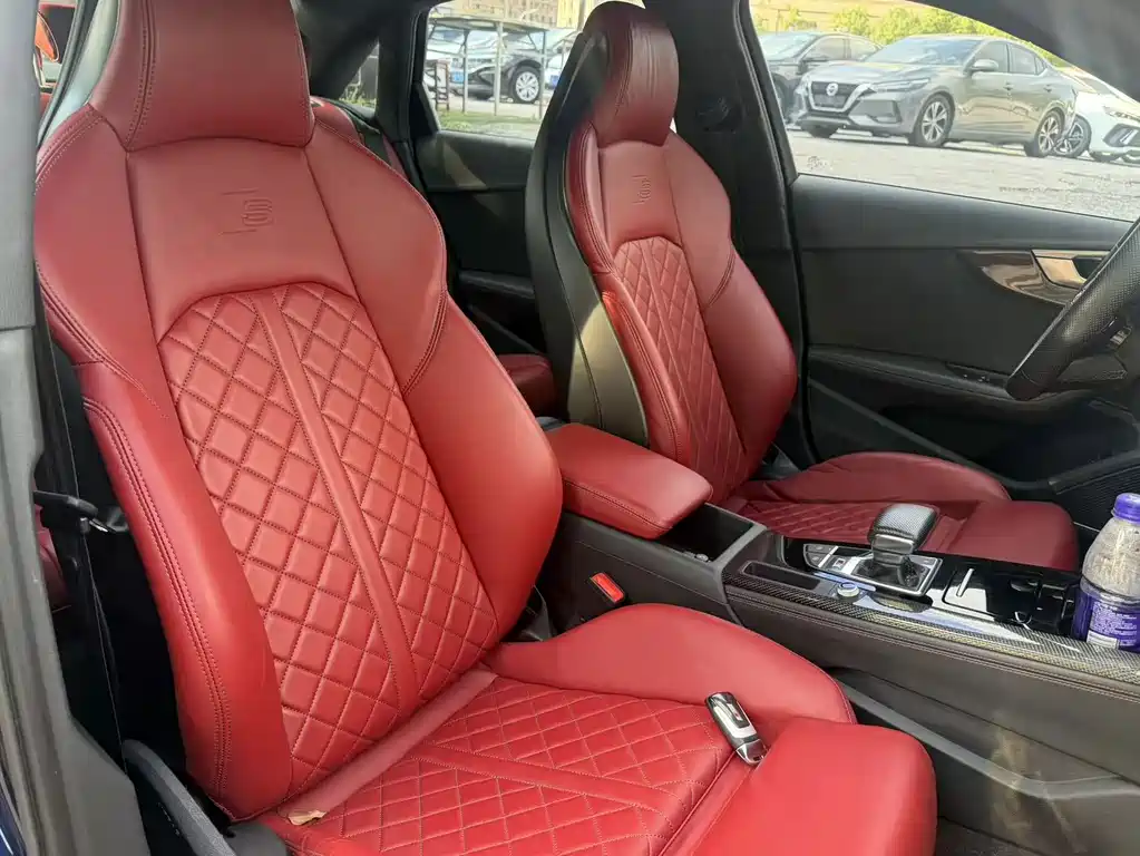 Audi S4 — миниатюра 9