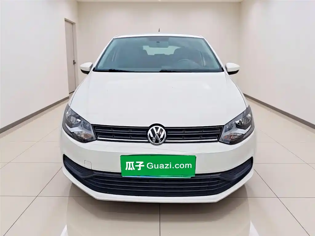 Volkswagen Polo 2016 1.4L MT