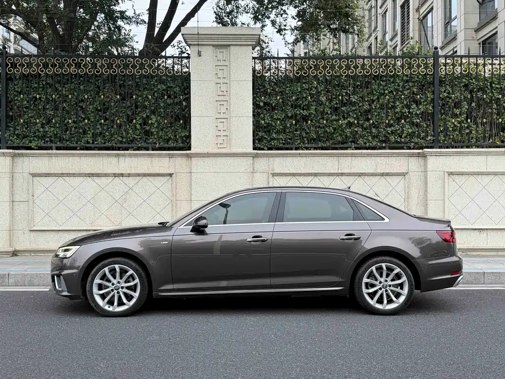 Audi A4L — миниатюра 3