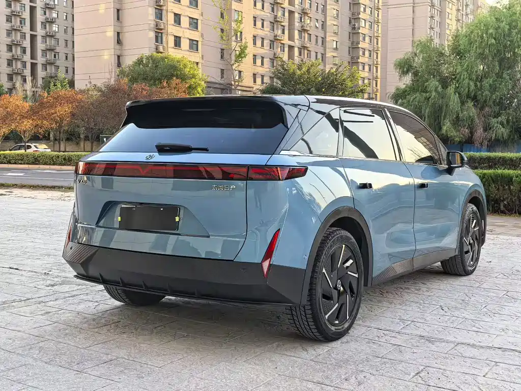 Venucia VX6 — миниатюра 9