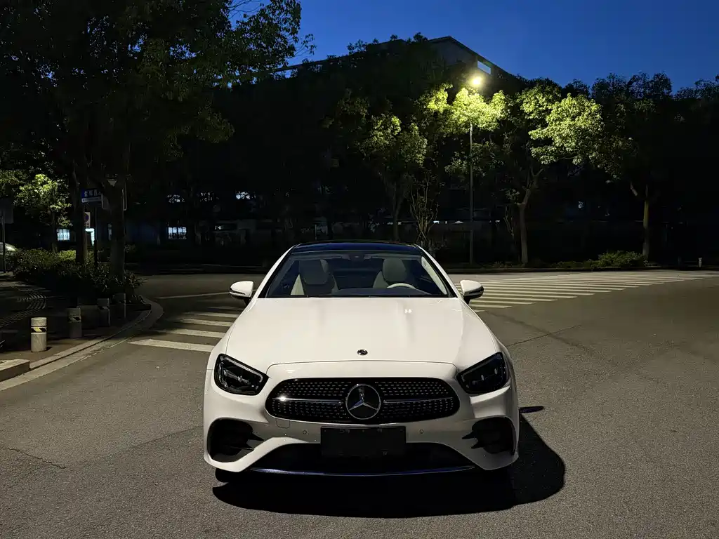 Mercedes-Benz E-Class (Import) — миниатюра 2