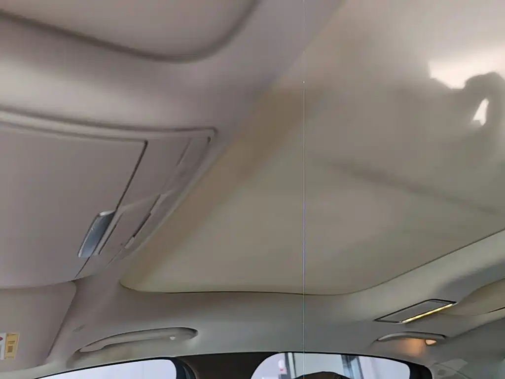 Mercedes-Benz E-Class — миниатюра 18