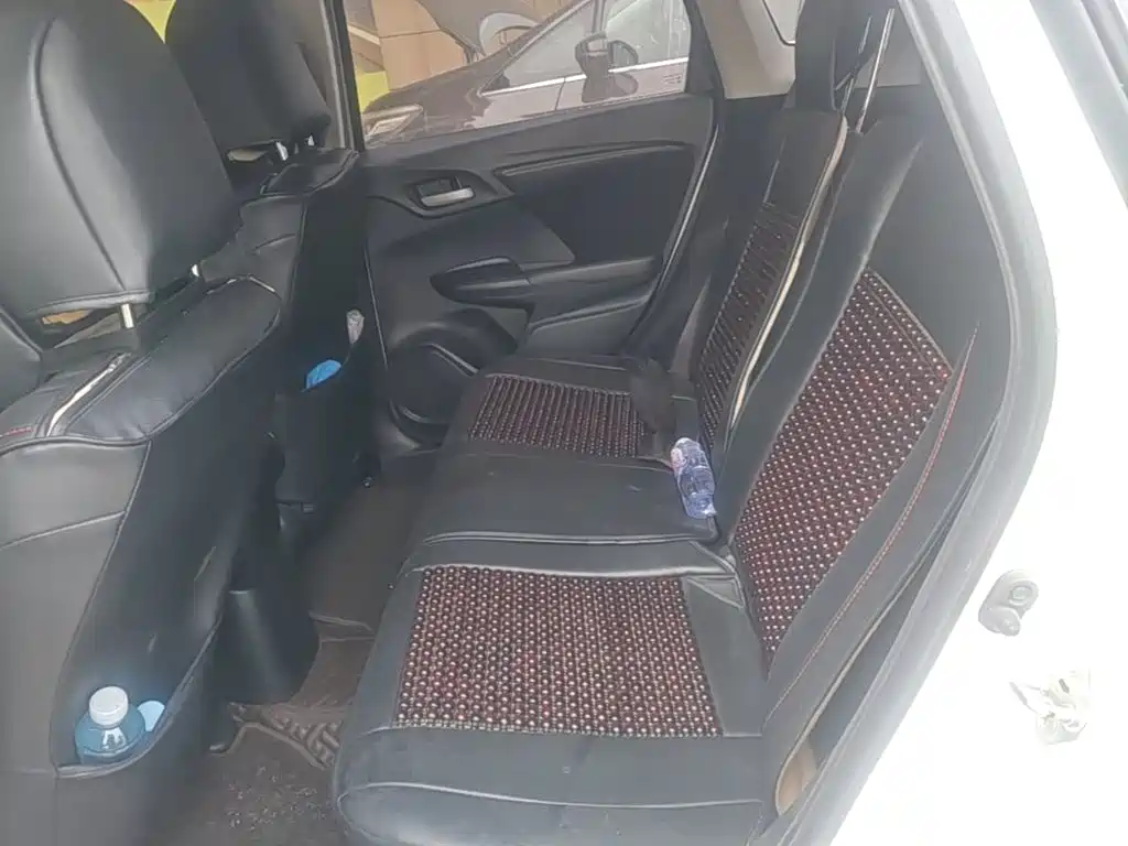 Honda Fit — миниатюра 17