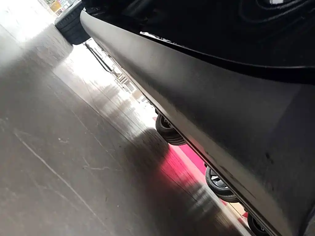 Tesla Model Y — миниатюра 22