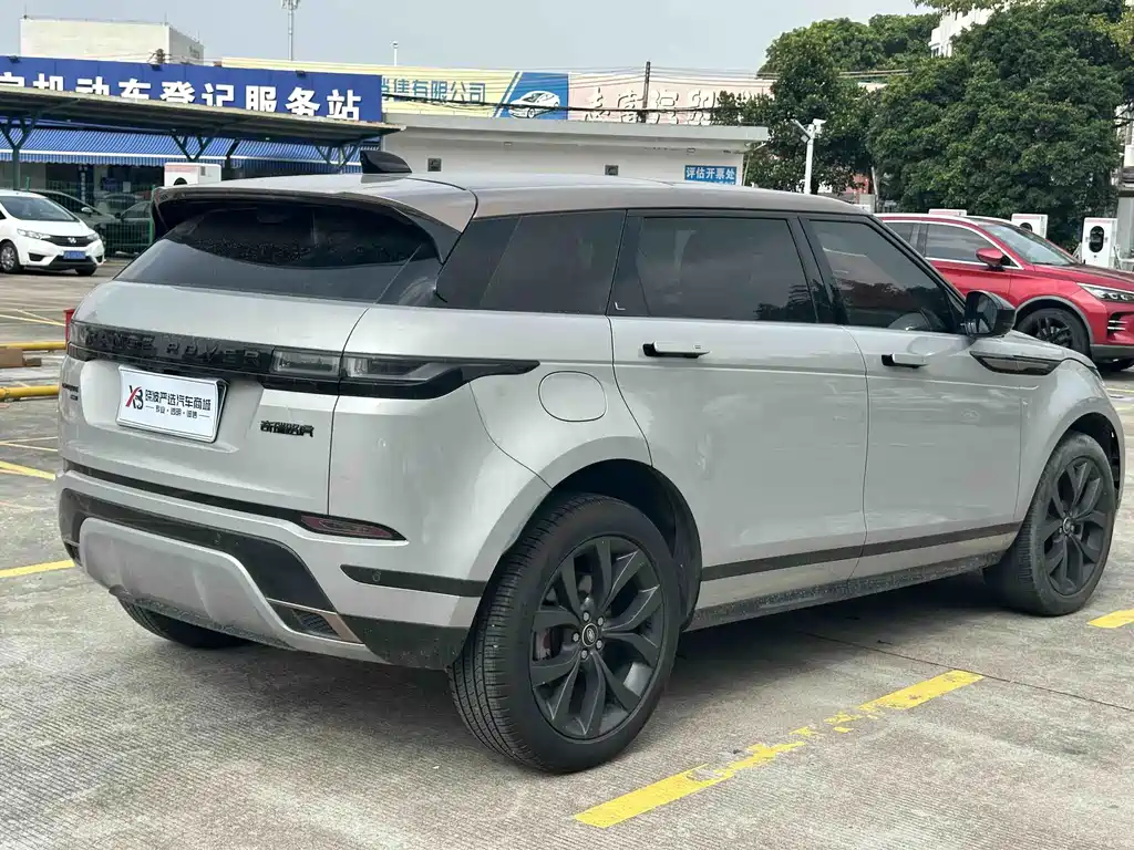 Land Rover Evoque — миниатюра 9