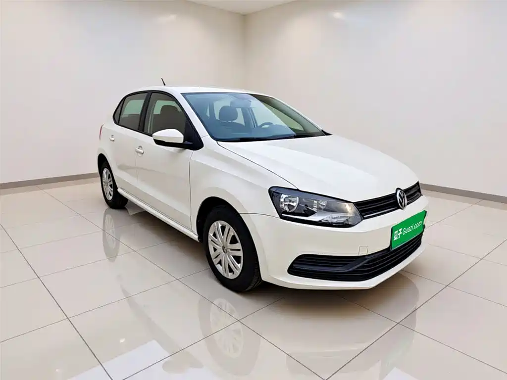 Volkswagen Polo 2016 1.4L MT