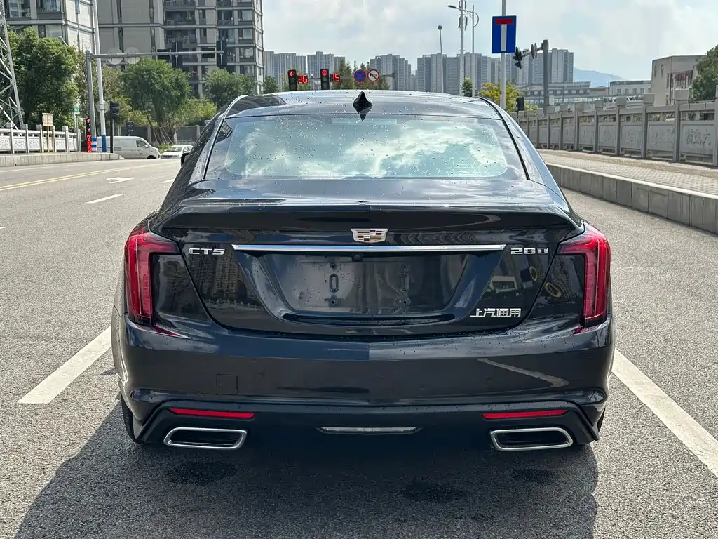 Cadillac CT5 — миниатюра 9