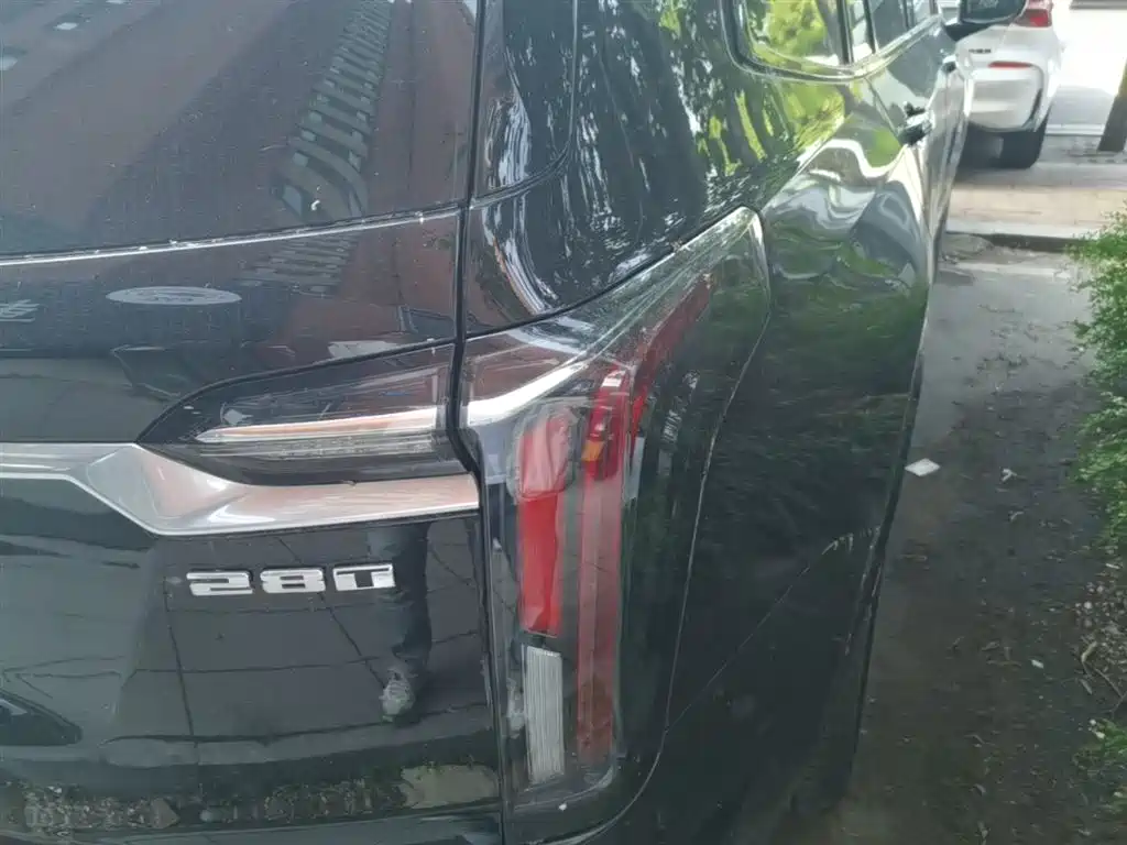 Cadillac XT6 2021 2.0T мест Luxury