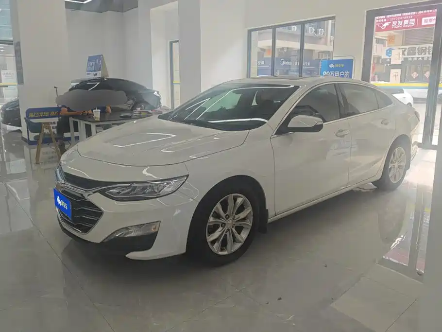 Chevrolet Malibu XL