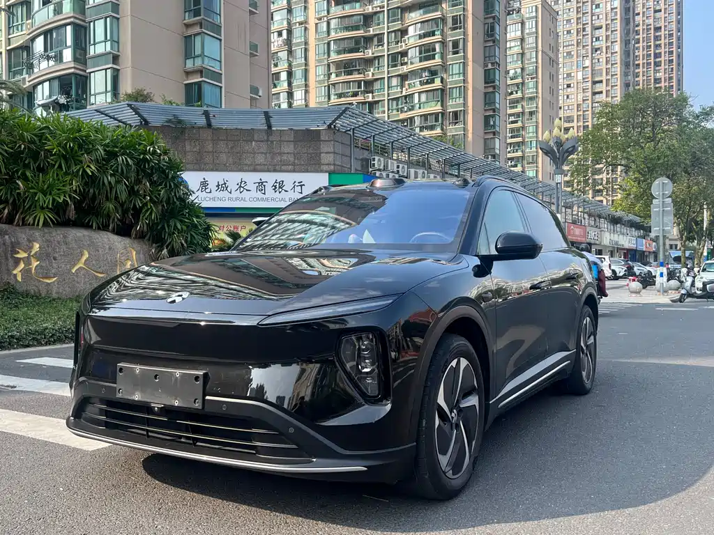 NIO ES6