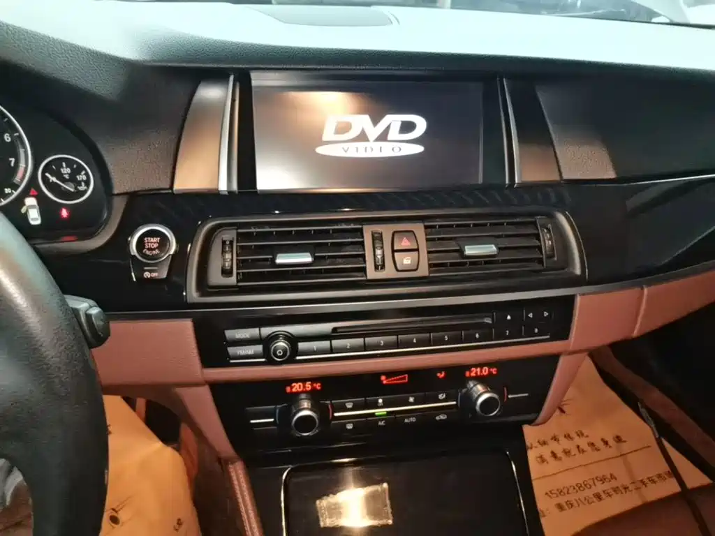 BMW 5 Series — миниатюра 13
