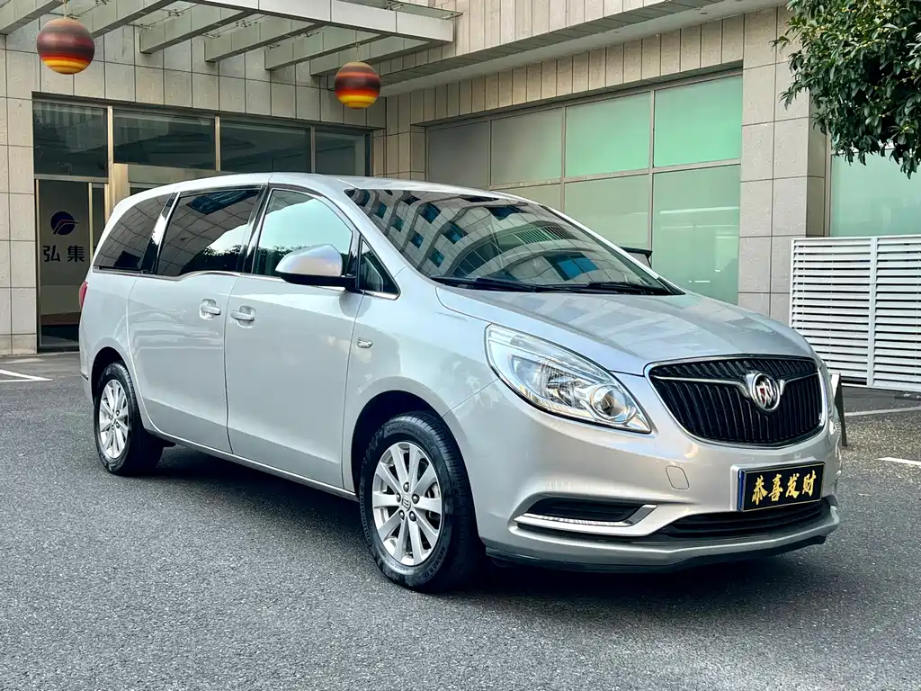 Buick GL8 — миниатюра 3