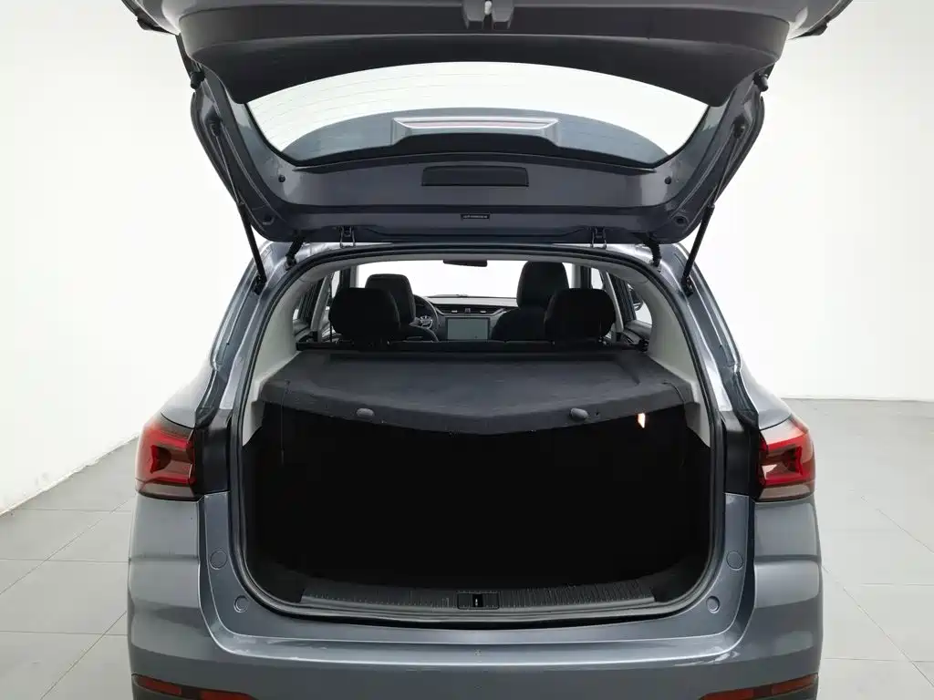 Roewe RX3 — миниатюра 16