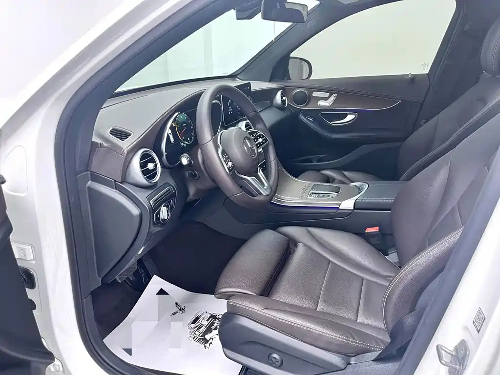 Mercedes-Benz GLC — миниатюра 7