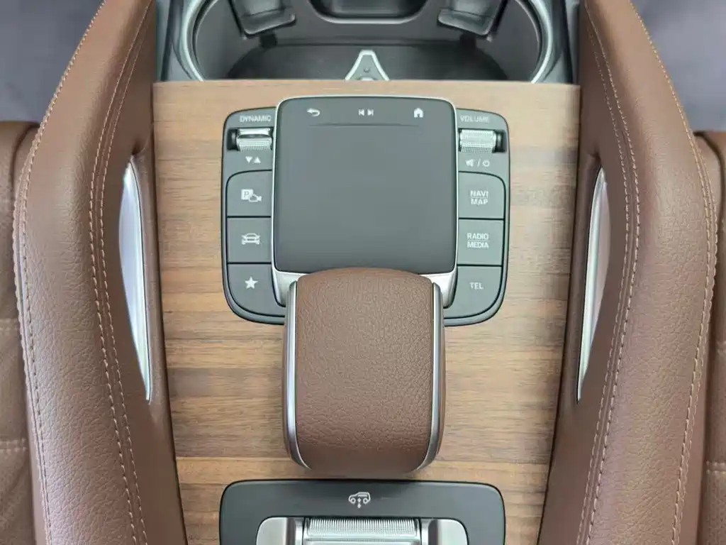 Mercedes-Benz GLS — миниатюра 6