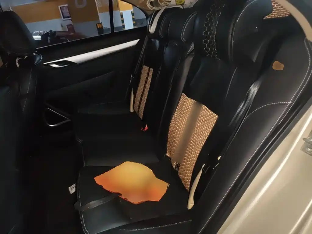 Geely Emgrand — миниатюра 18