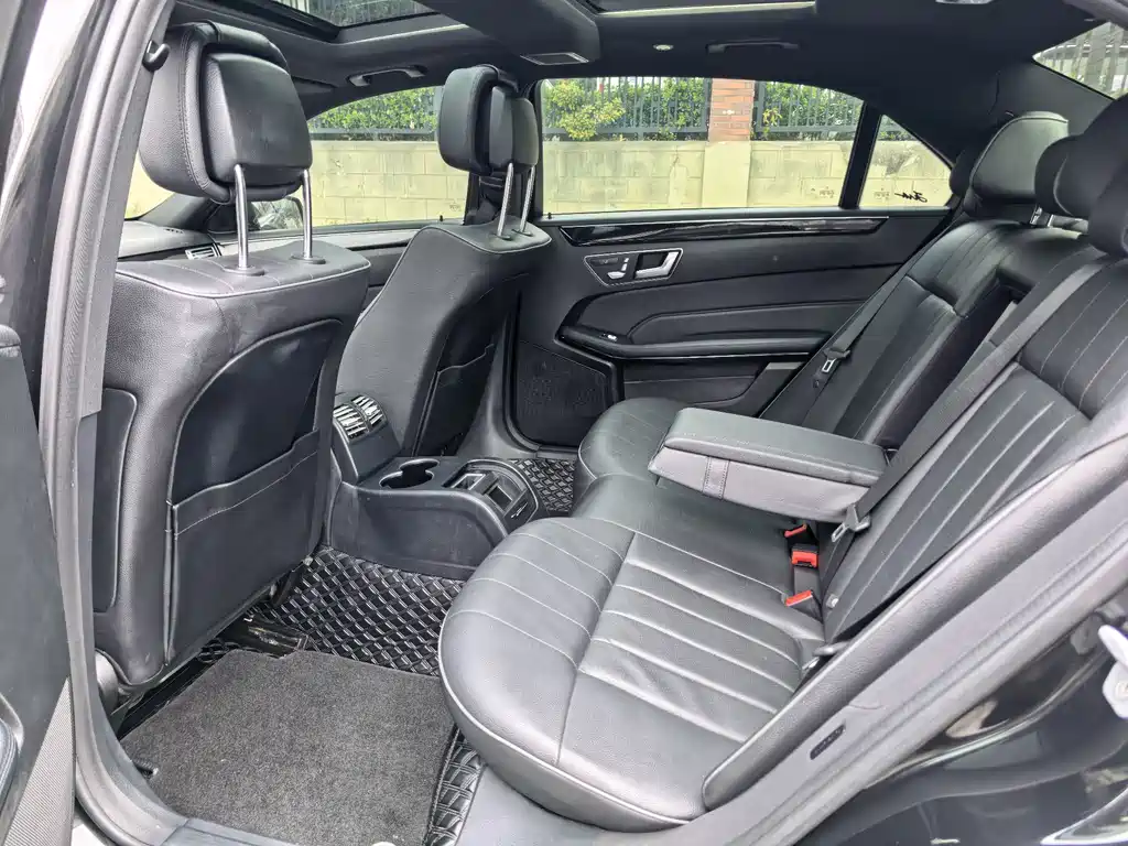 Mercedes-Benz E-Class E 2015 E 260 L Sport Fashion