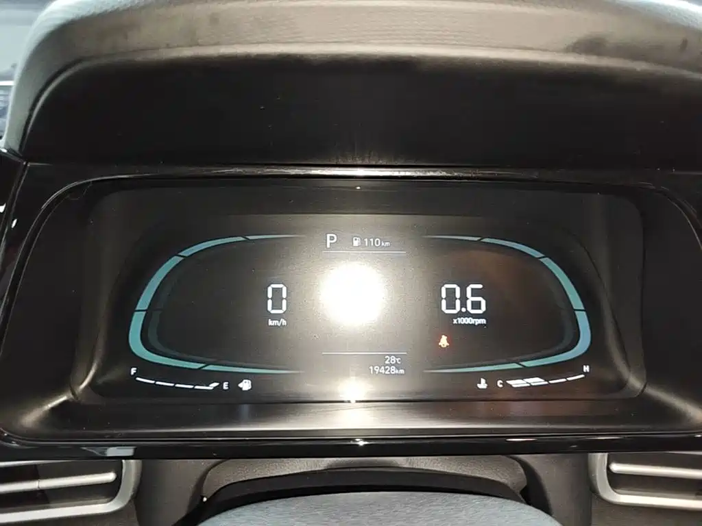 Hyundai Elantra — миниатюра 12