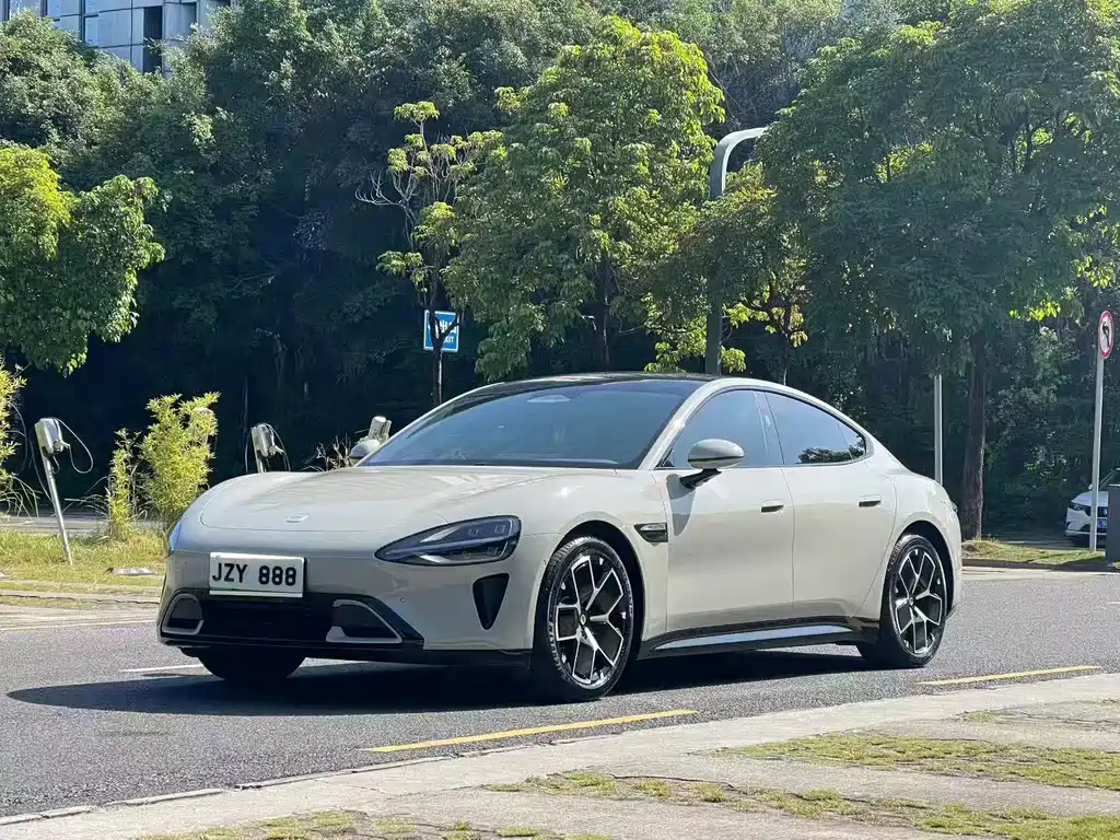 Xiaomi SU7